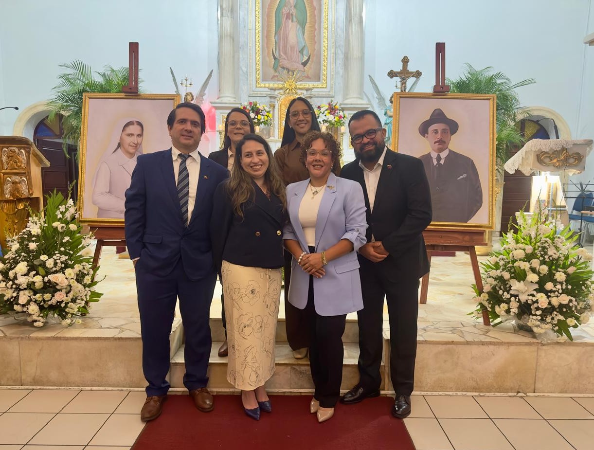 Misa de Acción de Gracias por los primeros santos venezolanos reúne a la comunidad en Tegucigalpa